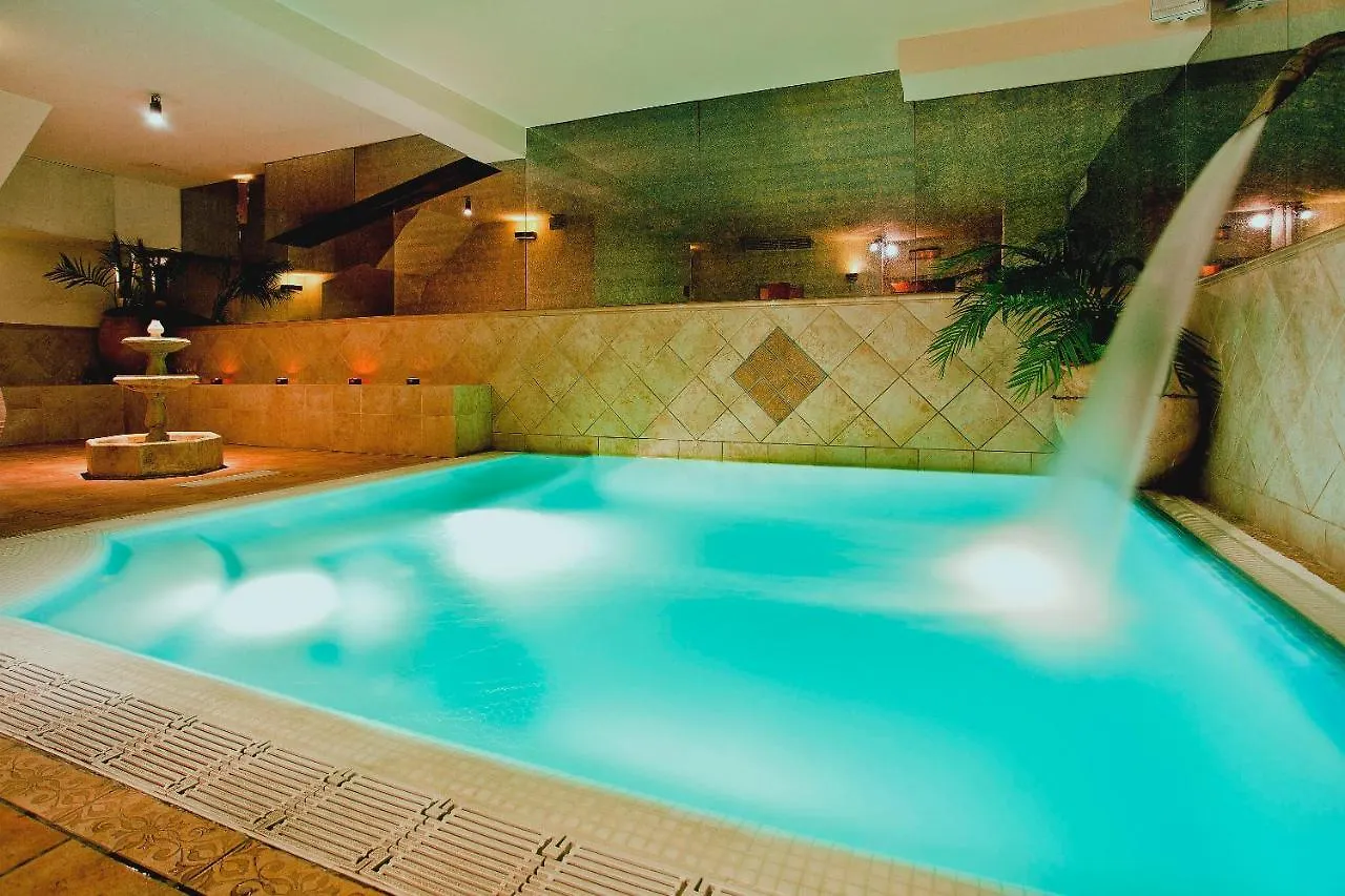 Apartamentos Laurel Suites Granada Apartment